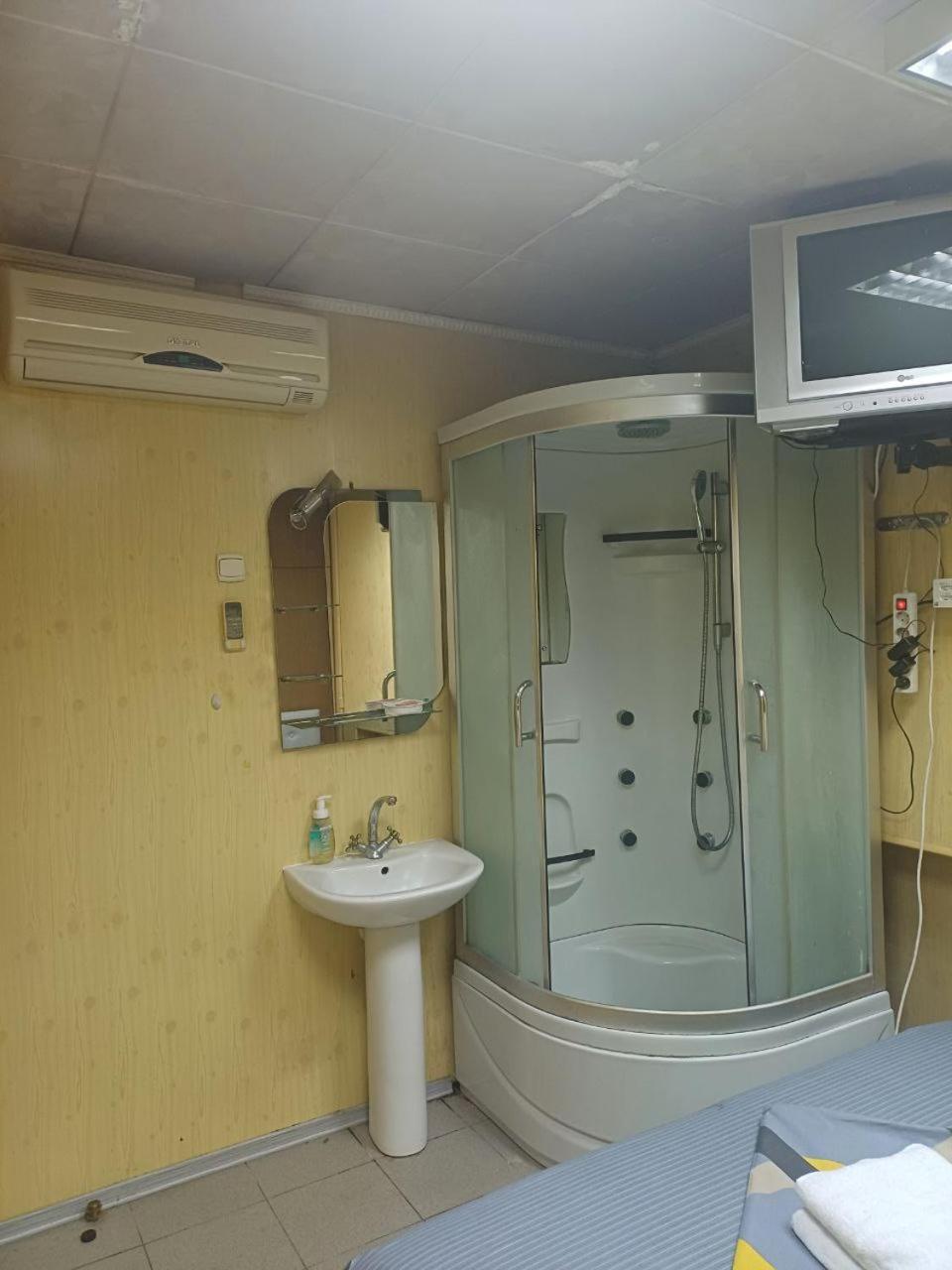 Khoroshaya Kvartira Goloseevskaya 3 Kiew Exterior foto